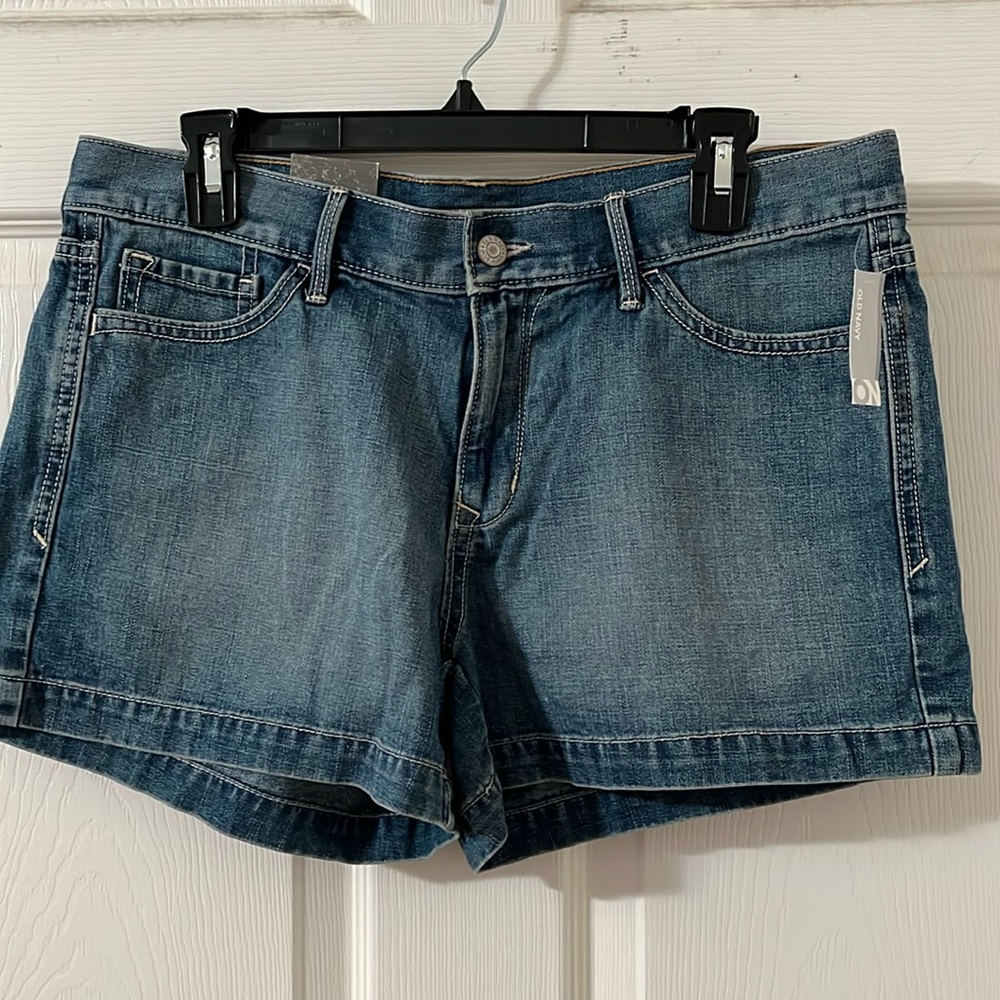 Old Navy. Three pair size 10 shorts.